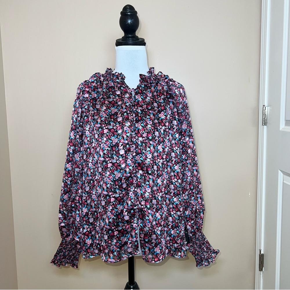Buddy Love New With Tags Women’s Floral Ruffle Blouse. Size XS